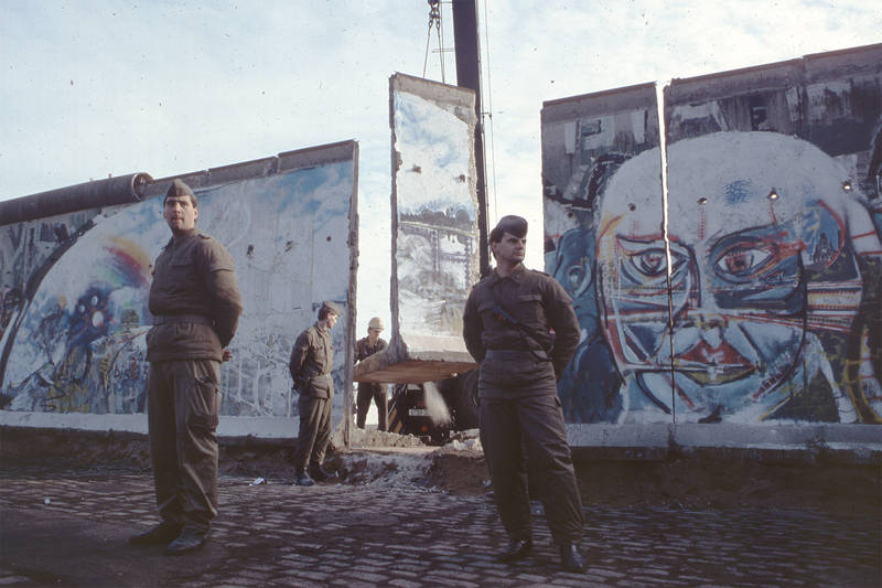 25 Jahre Mauerfall in Alt-Treptow - Ausstellung in der Nachbarschaftsgalerie