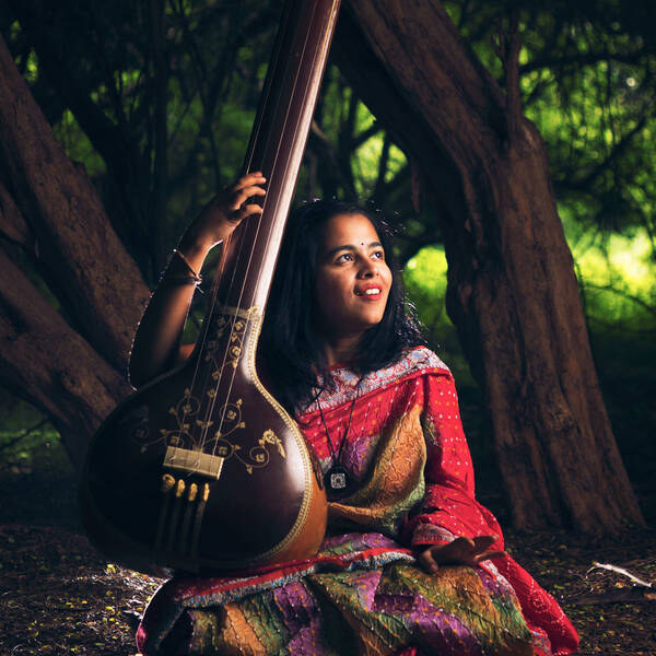 Weltmusiksalon "Der fliegende Teppich" mit Meghana Sardar Kenjale 