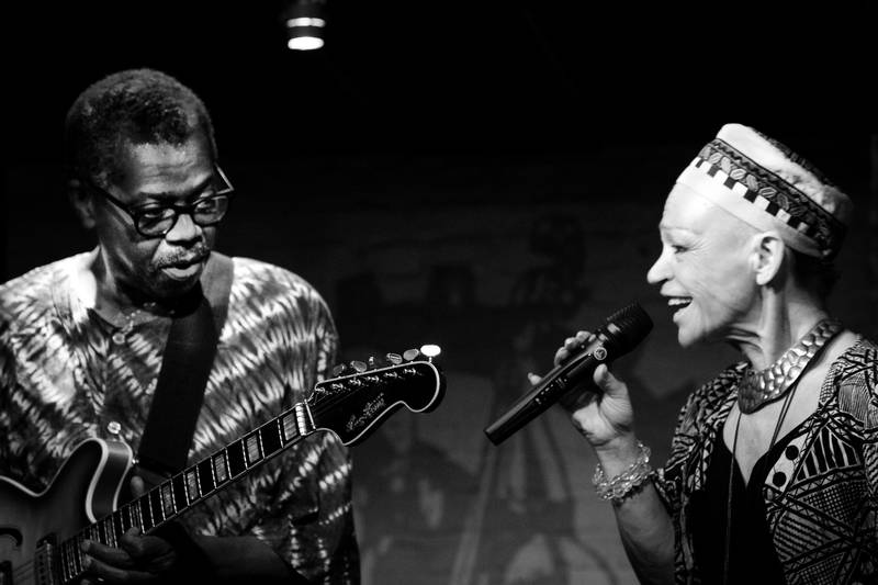 Mfa Kera+Mike Russell Quartett (African Groove, Funk)