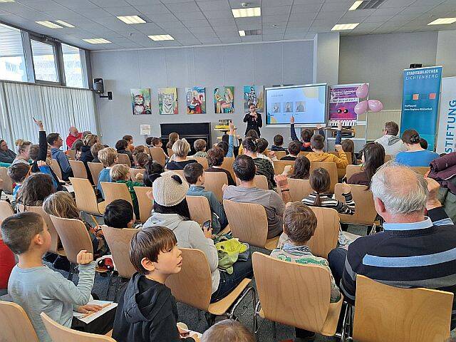 KinderUni Lichtenberg: KULer Tag der Wissenschaft - für die ganze Familie