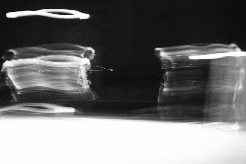 "Foresigns" - Performances von Nitsan Margaliot - 17&18 Dezember 2022