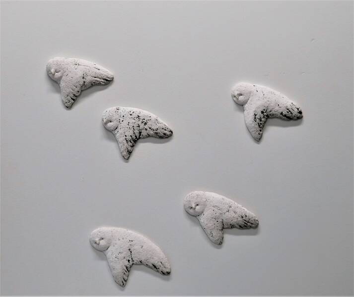 Vernissage: Riitu Uosukainen: Sie sehen mit ihren Ohren - Keramikskulpturen @Galerie Pleiku