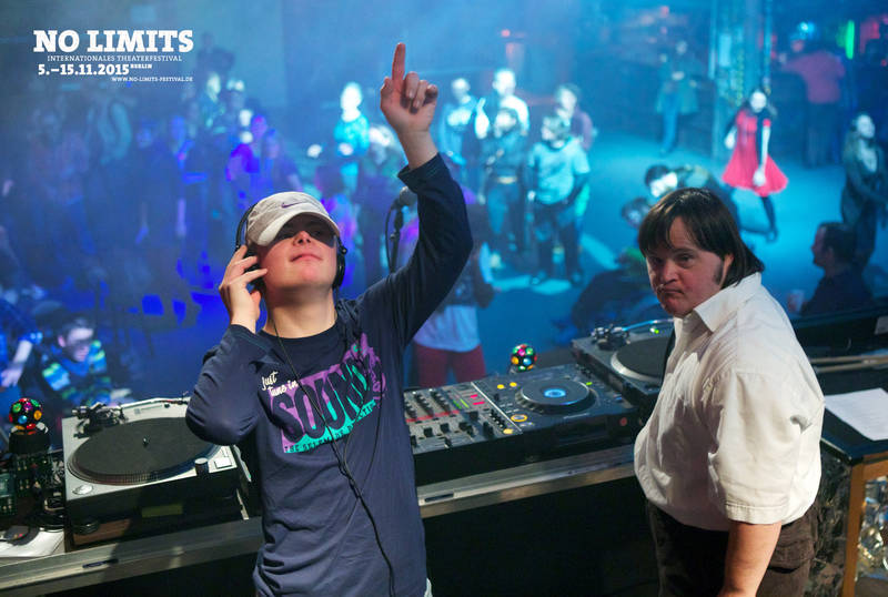 Democratic Disco – Everyone is a DJ!