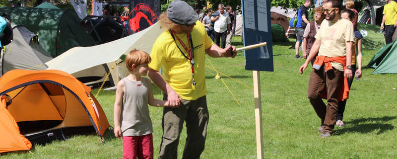 Orankecamp - Zelte, Boote und Outdoor-Action im Freibad