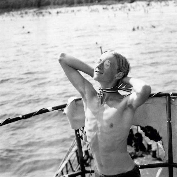 Ausstellungen: Papas Kino ist tot +  Der ewige Augenblick