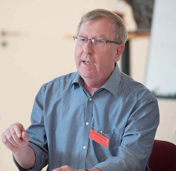 Prof. Dr. Peter Jarchow liest aus den Werken des DADA-Literaten Robert B. v. Berlershaut