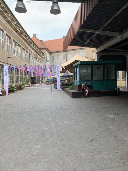 Sommer-Auktionsevent im Innenhof der Alten Münze