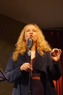 Erzählbühne in der KulturMarktHalle