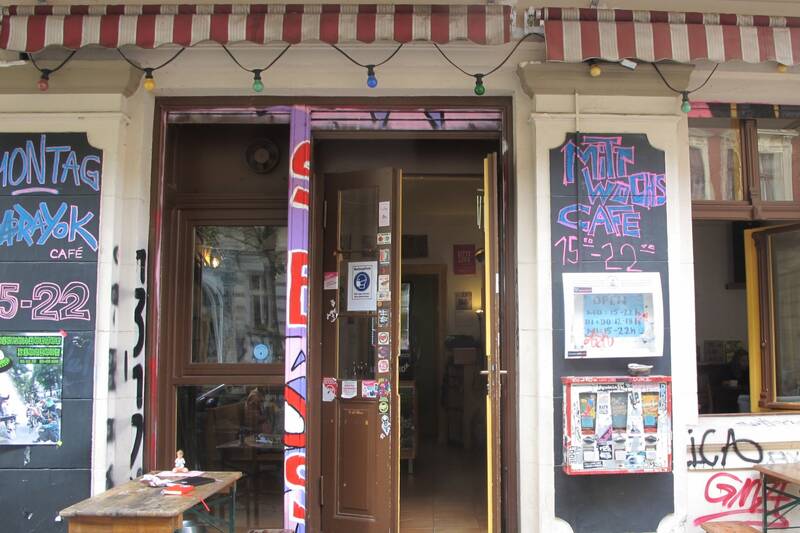 "Schlürfen am Sonntag" - im RegenbogenCafé