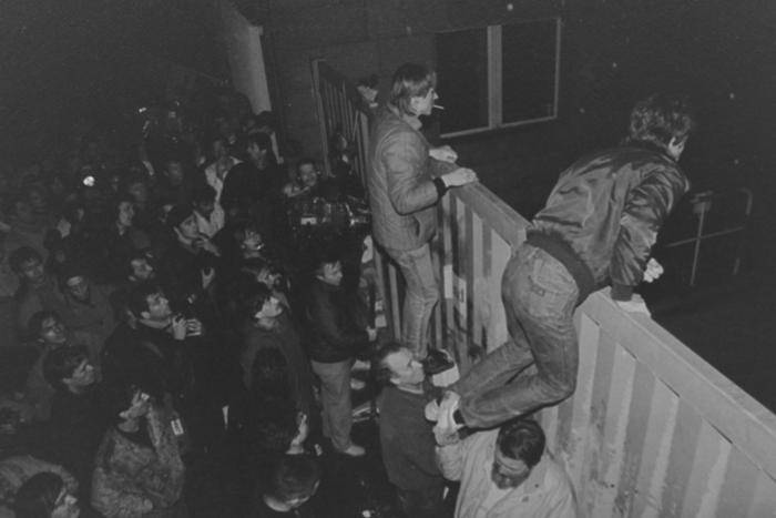 Programm zum Jahrestag der 'Stürmung' mit Zeitzeugen: "Stasi raus - es ist aus!" Die letzten Tage der DDR-Staatssicherheit