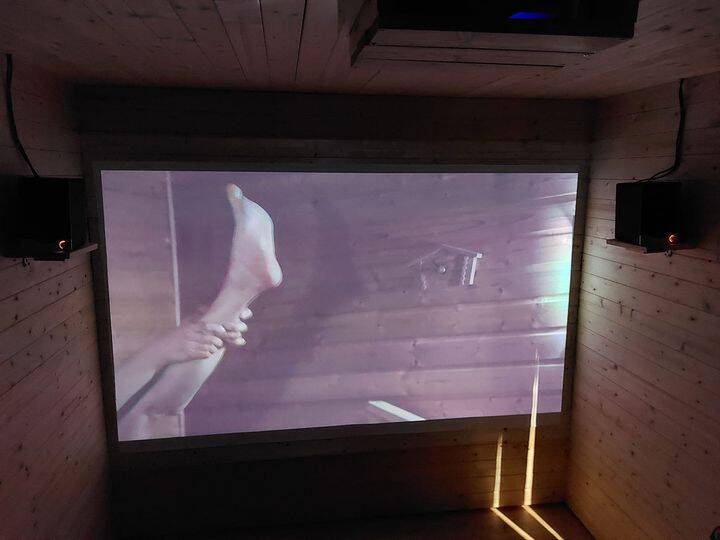Die Sauna. Echt heiß. Echt finnisch. Sehen, riechen, erleben. (täglich)