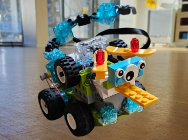 LEGO-Roboter-Werkstatt: Klotzen, Coden, Staunen