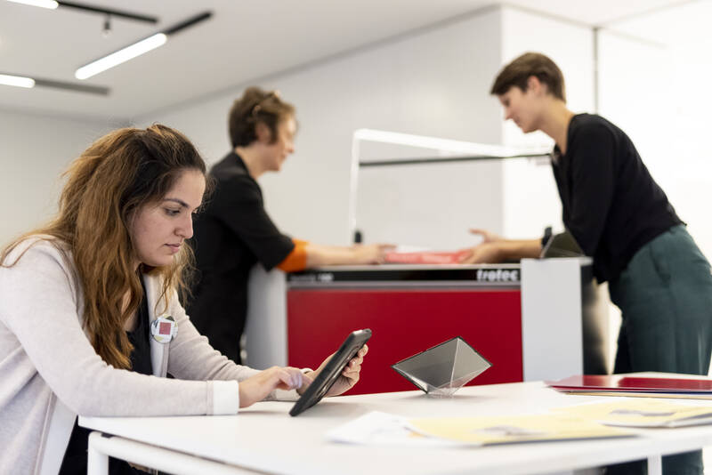 Make it and take it! Tüfteln und Designen mit Lasercutter, 3D-Drucker & Co