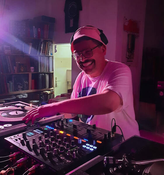 DJ Radio Hobo. Durchlüften – 2024 Live Konzerte & DJ Acts 