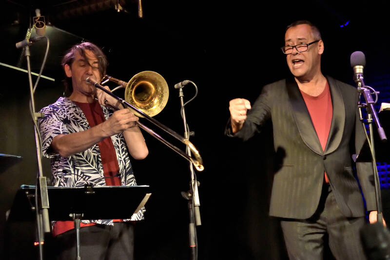Ursonate. Thomas Krüger & Anke Lucks Fümms Bö Brass