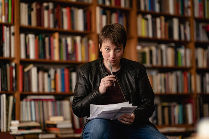 #Logoskop einundvierzig. Dichtung und Wissenschaft mit Annika Blanke und Leander Bauer