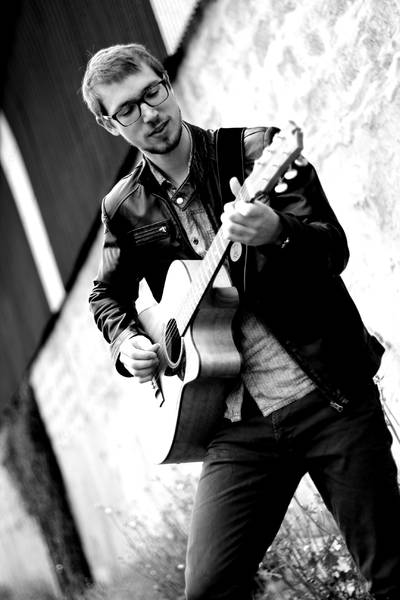 Konzert (Fingerstyle guitar): Simon Wahl