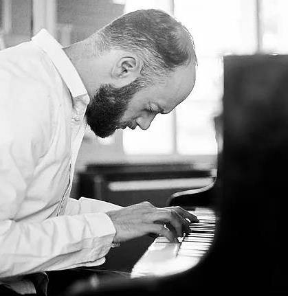 Konzert: Pianist David Six