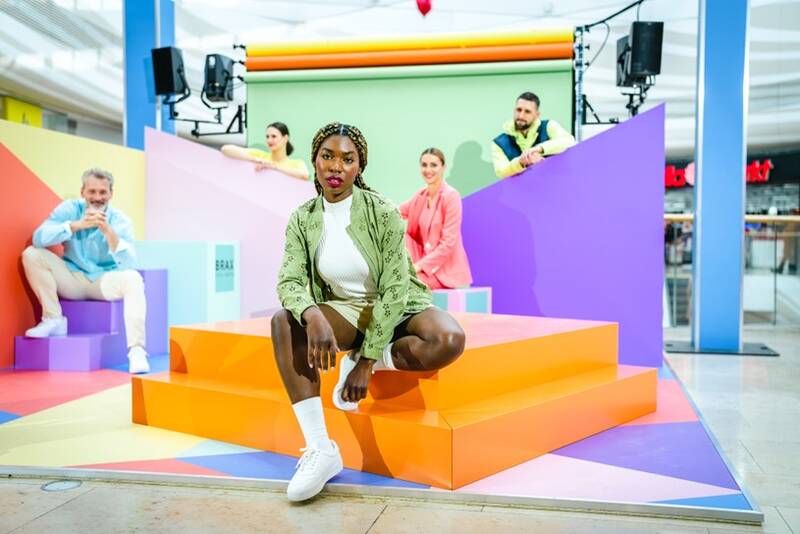 Dopamine Dressing – das Fashion-Event in den Spandau Arcaden 2023
