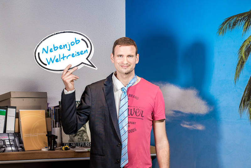 Bühnenshow "Nebenjob Weltreisen - 10 Jahre 10 Sprachen 100 Länder"  [kostenpflichtig, ab 7 Euro 50]