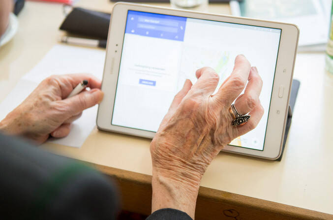 Der AWO Tablet-Kurs für Senior*innen - in Rudow