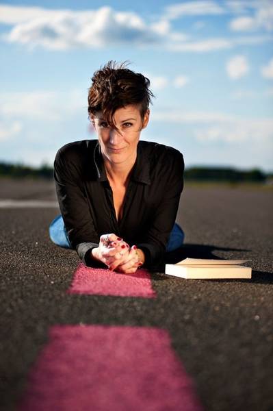 Lange Buchnacht in der Oranienstraße mit Autorin Tania Witte