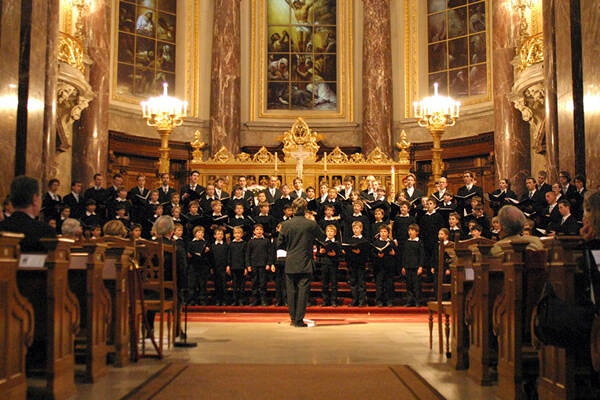 NoonSong präsentiert: Prayse! Berlin. Terz