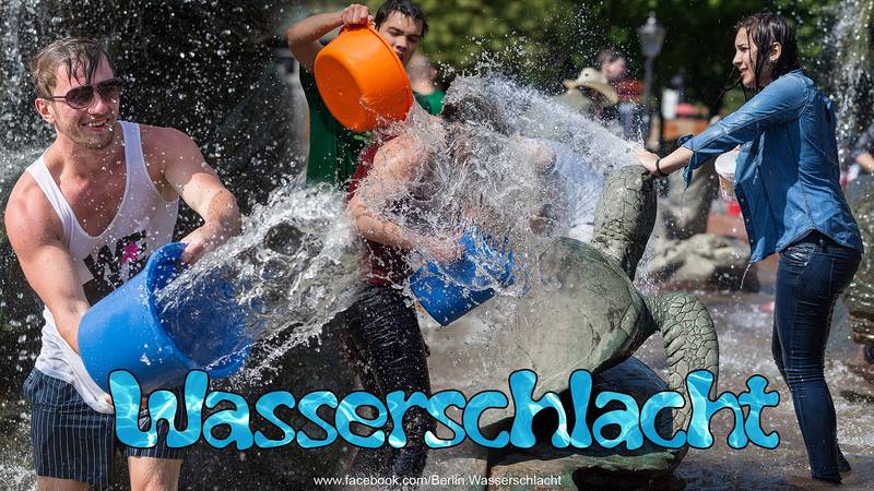 Wasserschlacht im Lustgarten (Mitte)