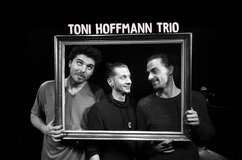 Toni Hoffmann Band: HAKUNA TATÜTATA