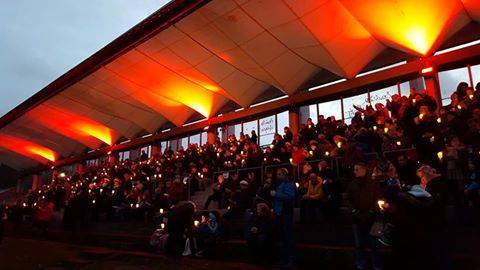Weihnachtliches Stadionsingen in Mariendorf