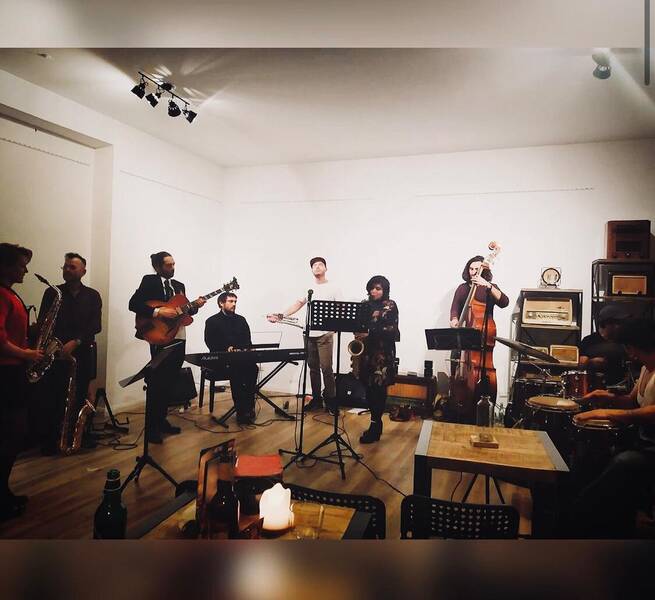 Mit Jam-Session ins neue Jahr! Live-Musik und gute Drinks