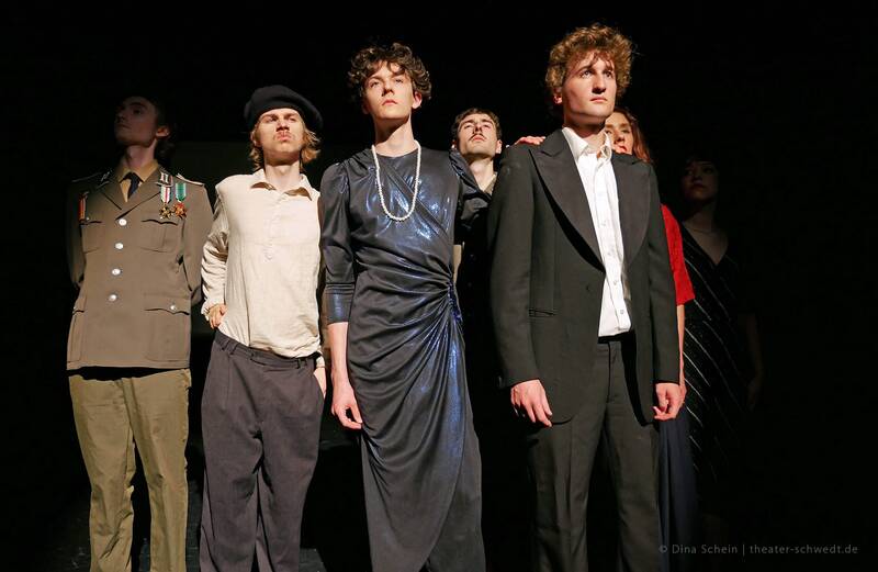 Theateraufführung "Der Geist der Steine"