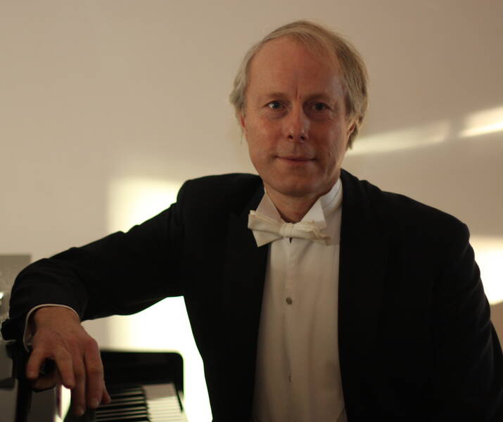 "Evergreens und neue Töne" - Kaffeehauskonzerte mit Kurt Wiklander (Schweden)
