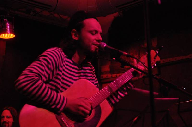 Chansons, Poesie & Rock'n'Roll mit Zhenja Oks im Ufer Cafe